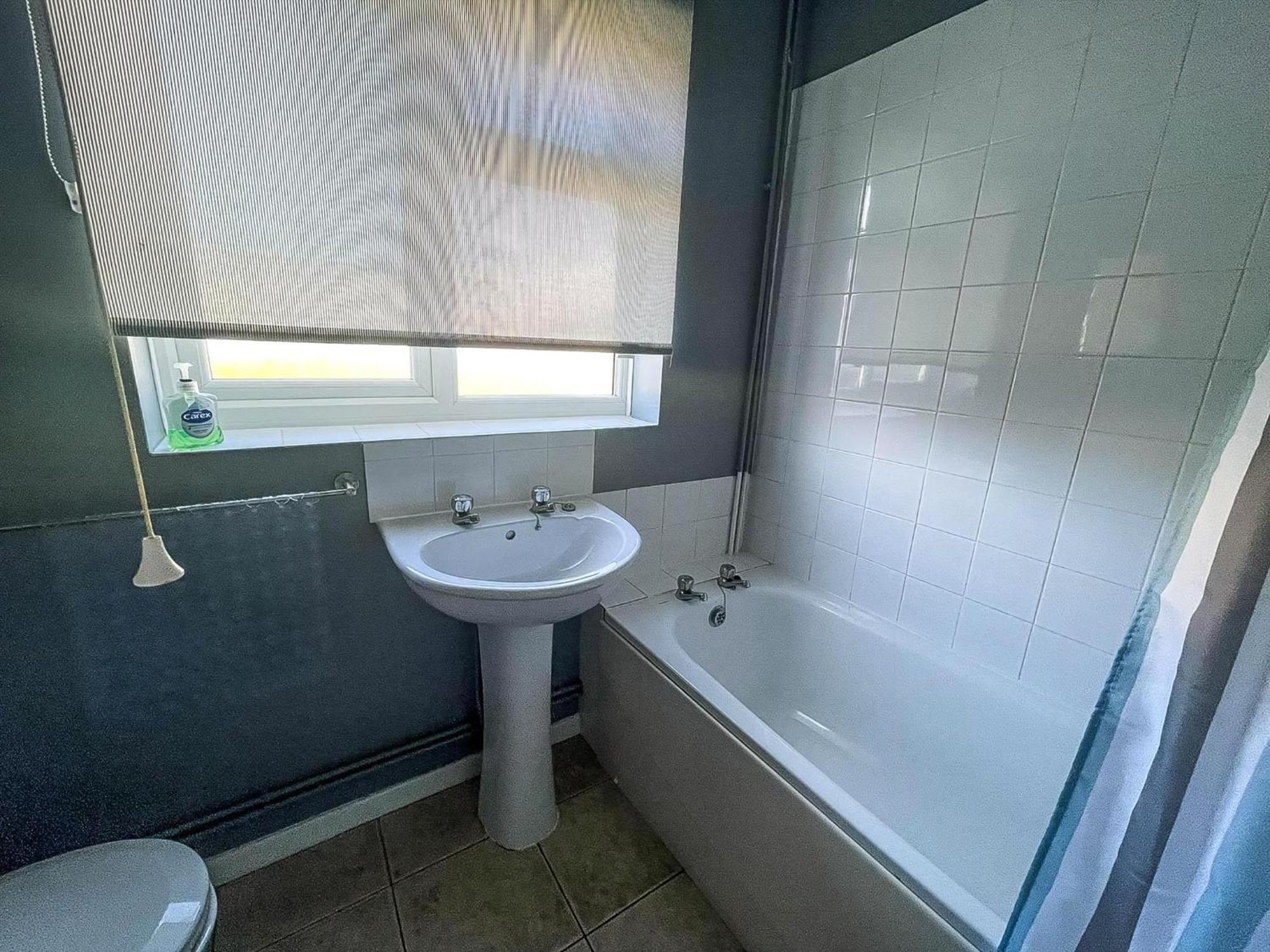 Lovely 4 Berth To Hire In Nearby The Ref 18177b *